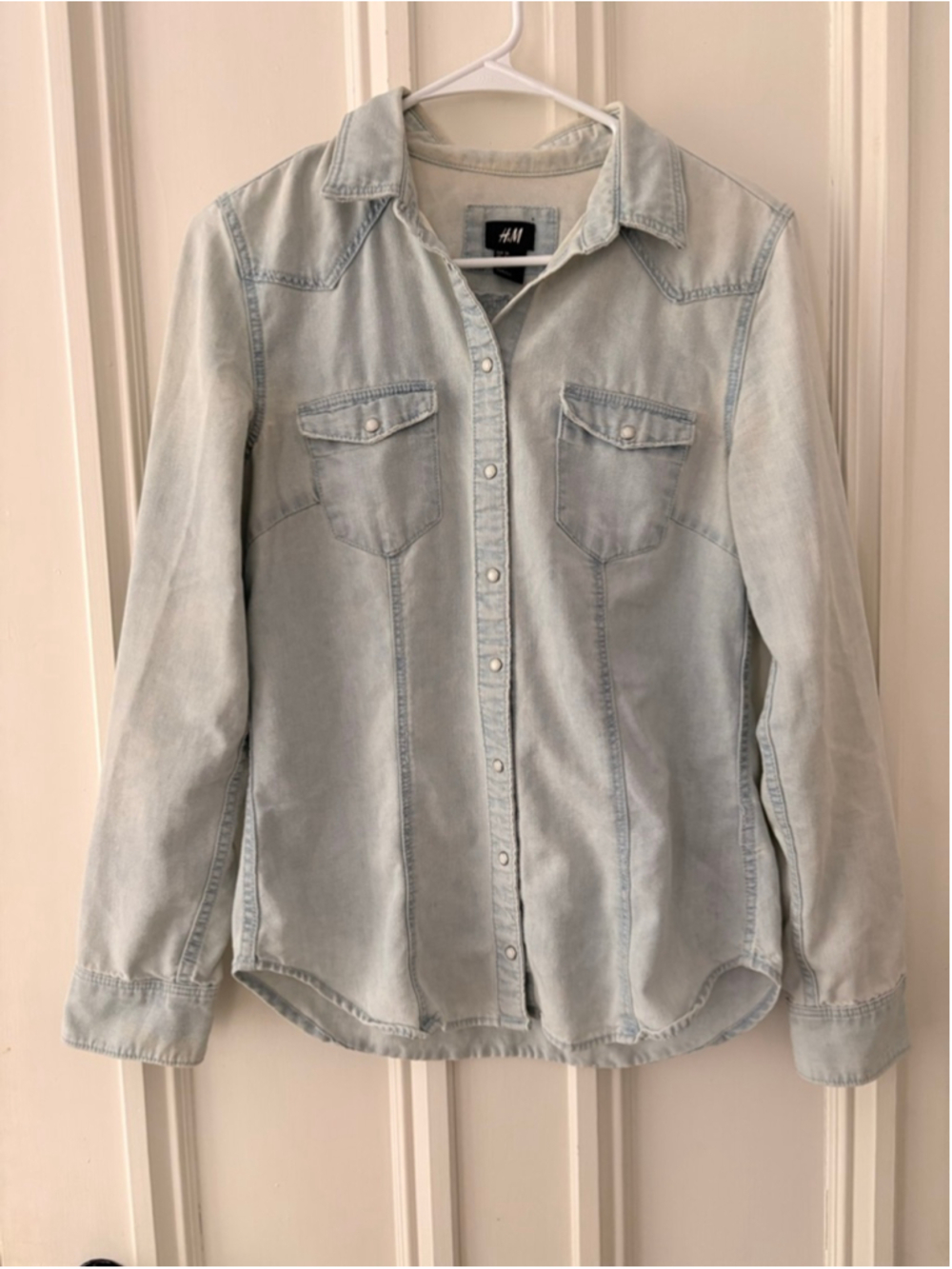 H&M Light Blue Denim Button Down Shirt Size 6